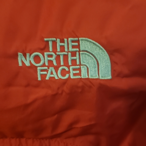 The North Face Red puffer jacket - Picture 5 of 10
